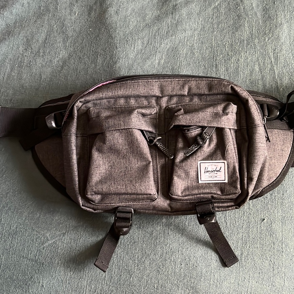 Herschel Grey/Black Fanny